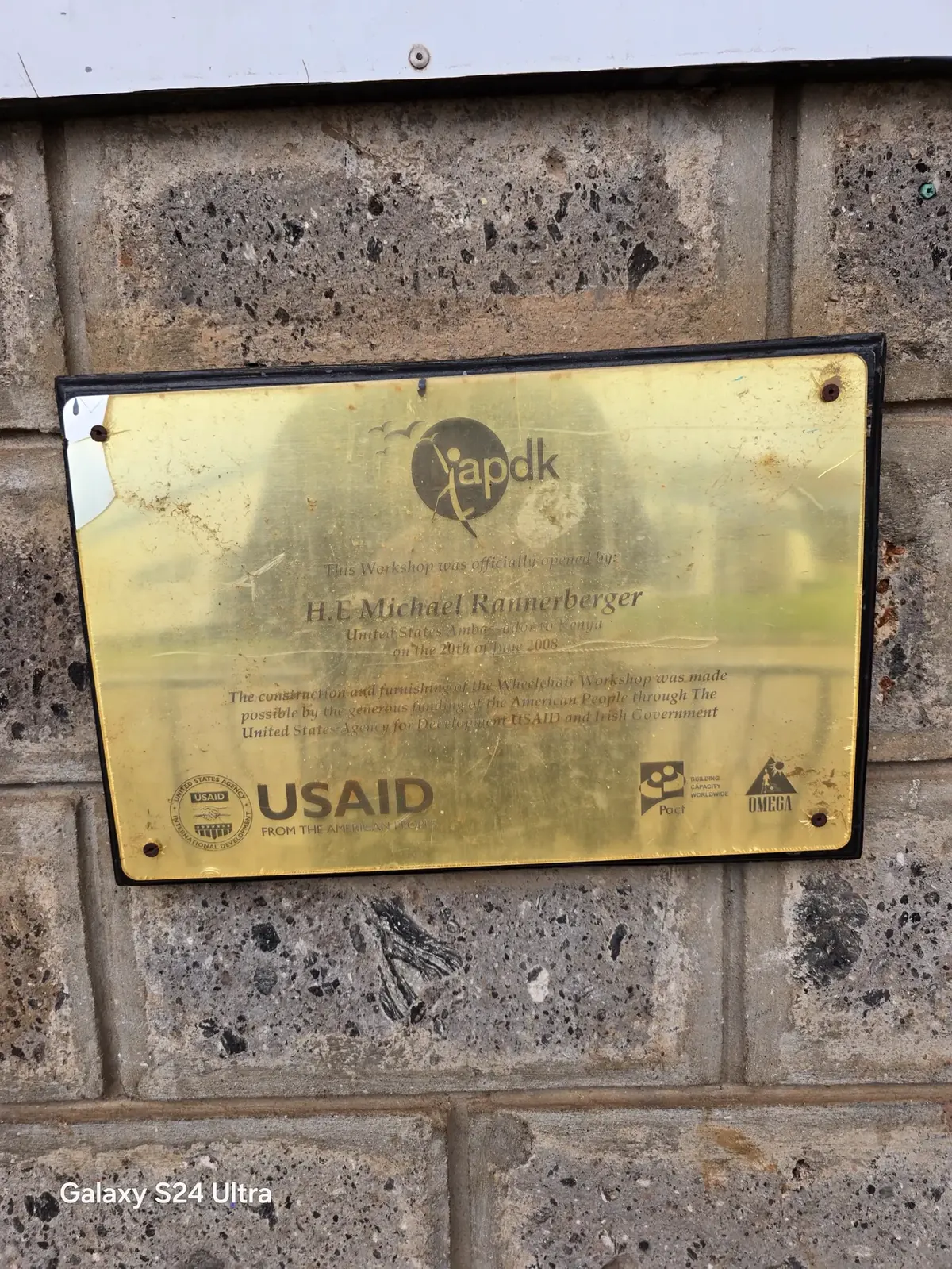 APDK plaque at the workshop entrance